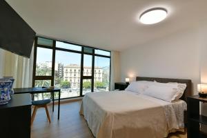 Sabatino Piazza Castelnuovo - Politeama