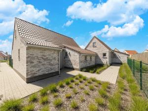 Holiday Home in Koksijde with Garden