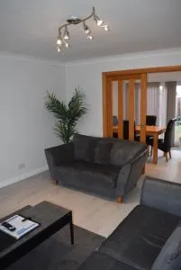 3 Bedroom-Kelpies Serviced Apartments Bruce - Airth