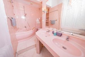 2 Bobs Apartment - 2 bedrooms with King Size beds
