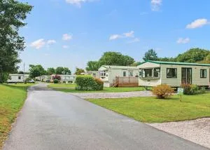 Parc Farm Holiday Park - Tryddyn