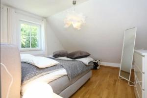 Ferienhäuser unter Reet in Lohme Reethaus Svantevit