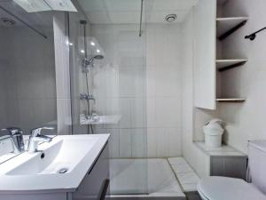 Studio 4 pers, vue mer, clim, parking, Le Lavandou - FR-1-803-91