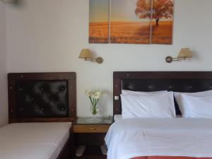 Angela Hotel Aegina Greece