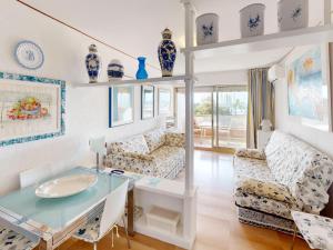 Joli studio climatisé avec terrasse à Menton - FR-1-196-376