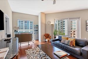 Beautiful Downtown Condo 1 Bed 1 Bath