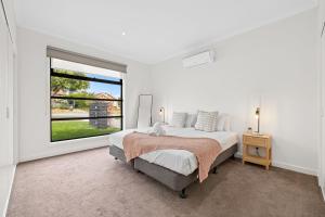 Domi Rentals - The Fregon Townhouse