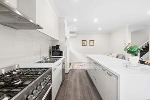 Domi Rentals - The Jaguar Home