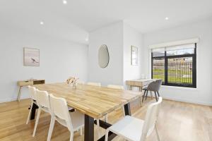 Domi Rentals The Chadstone Homes