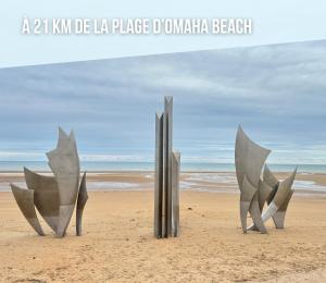 Maisons de vacances La roseliere Maison plain pied confortable belle decoration jardin magnifique 10 mn a pied centre ville Bayeux proche plages du debarquement : photos des chambres