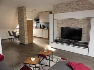 Ferienwohnung Regia Fulda - Künzell - Bachrain - 伦山前比绍夫斯海姆