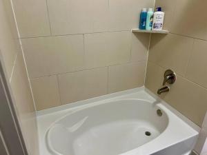 Central Heights functional 2B2B Longterm Condo