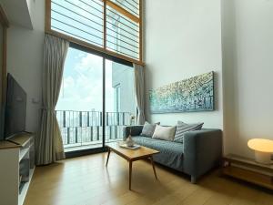 Expansive Loft 2BR - Ultra Fast WiFi - BTS Thonglor