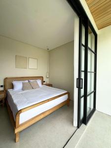 Zaza Villa Brand New 2BR Minimalist in Pererenan