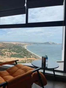 B House - Toàn Quang Cảnh Biểm - Nhơn Ðúc