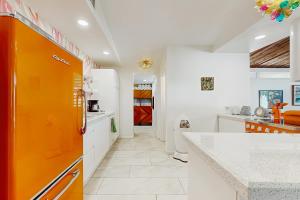 Lounge Poolside Scottsdale Gem with Game Room!