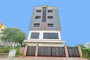 Hotel O The Grand - Hāsnābād