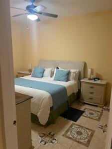 Steps Away from Adventure -2bedroom & 1 Bath