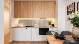 Flatbook Apartamenty - Trimare Sztutowo z bilardem i parkingiem