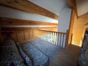 Chalets Chalet renove 8 pers. avec cheminee et Wifi - FR-1-295-147 : photos des chambres