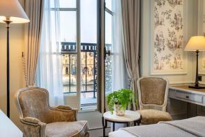 Hotels Hotel Du Quai Voltaire : photos des chambres