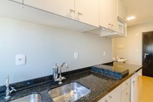 Apto em cond. com piscina em Blumenau – PEM1301