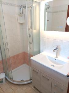 Sardinia Yellow House img19