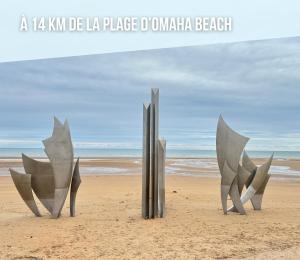 Maisons de vacances Le So Art, grande maison 4 chambres, terrain de petanque, grand jardin clos, flipper, babyfoot, jeux Arcade, ping pong,1 km mer, proche golf, Port en Bessin, Bayeux et plages du debarquement, adaptee enfants : photos des chambres