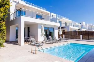 Villa Coral Bay 5 - 4hvězdičkové hotely ve městě Pegeia