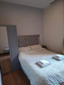 Kornel East London Apartment - 依尔福