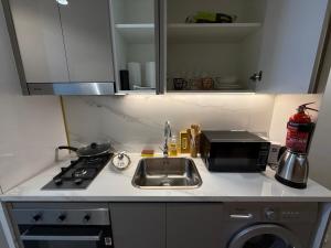 Azizi Riviera 43