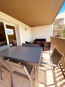 Apt clim 4 p clim avec piscine et parking 400 m plages- V0775 - 维亚斯