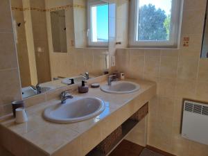 Maisons d'hotes La Fanette : photos des chambres