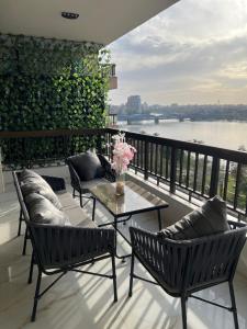 شقة مطلة علي ممشي اهل مصر