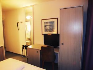Budget Double Room room in Werrapark Resort Ferienhausanlage Am Sommerberg