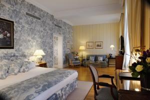 Junior King Suite with River View room in InterContinental Amstel Amsterdam an IHG Hotel