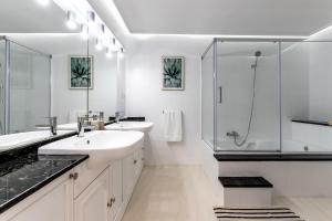 Stylish 4 Double Rooms, Central Bilbao (Old Town)