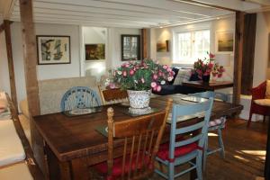 Bessie May Cottage