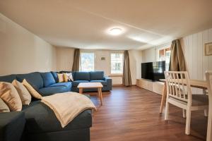 Lauterbrunnen Central 2