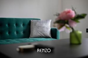 Homely 2-bed Apartment in Newark on Trent by Renzo, Free Parking, Brilliant Location!