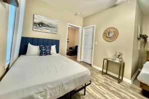 The NoDa Nest Cozy Duplex Stay