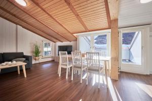 Lauterbrunnen Central 3