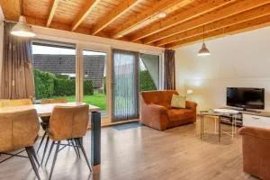 Boompieper I Beautiful family chalet with garden - Zwiggelte