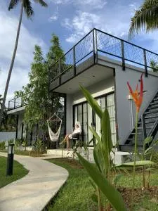 Coconut Wells Phuket - 查龙