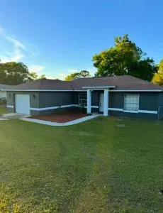 Beth's Modern at Inverness - Hernando