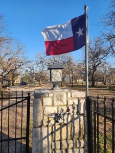 Charming home on Lake Granbury