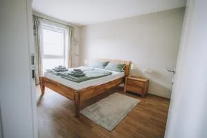 EulenNest Spacious Cozy Home with Private Garden - 林登贝格