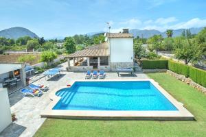 Beautiful villa near Pollensa by Renthousing