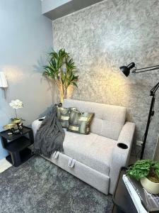 Sakura Suites At Mall of Asia Near Airport - Appartamenti, Manila