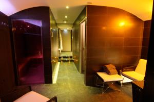 Hotels Hostellerie Du Chapeau Rouge : photos des chambres